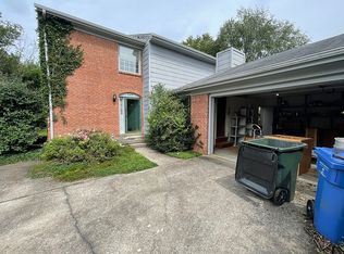 345 Stonegate Way, Lexington, KY 40503