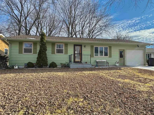 224 S Grove St, Berlin, WI 54923