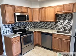 3035 School St #D, Oakland, CA 94602