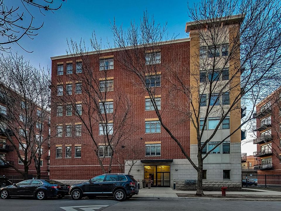 1st image of 2320 W Saint Paul Ave #C602