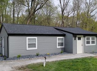 8702 East Dr, Fort Wayne, IN 46818