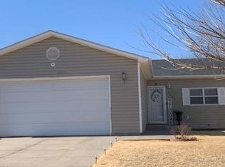 1430 S Clay Ave, Liberal, KS 67901