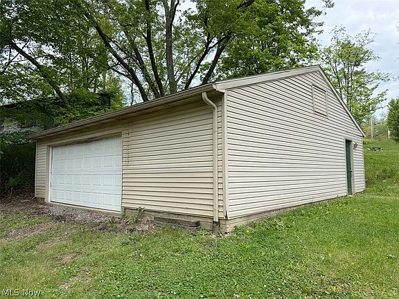 3rd image of 2087 Vesper Rd SW