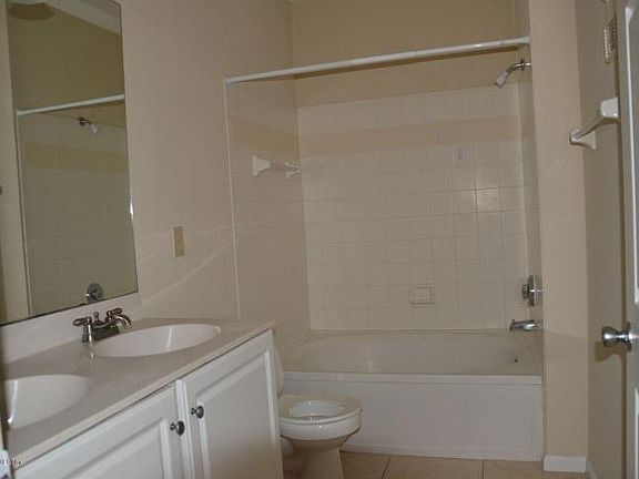 2nd image of 10000 Gate Pkwy N #10000