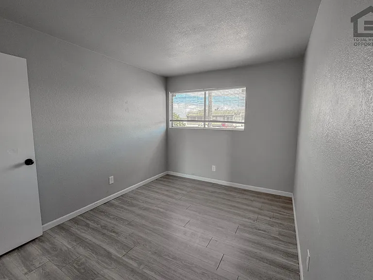 4759 W Marlette Ave — Photo 23