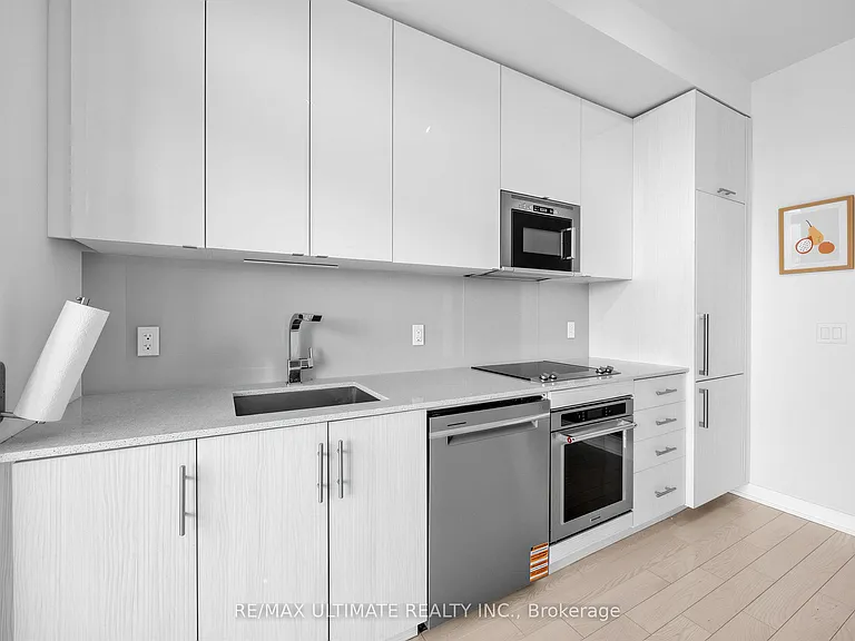 330 Richmond St W #1708 — Photo 10