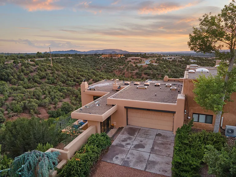 858 Camino Del Este — Photo 55