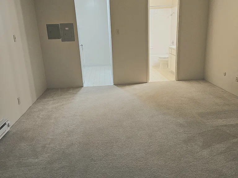 4217 McKellar Ln — Photo 3