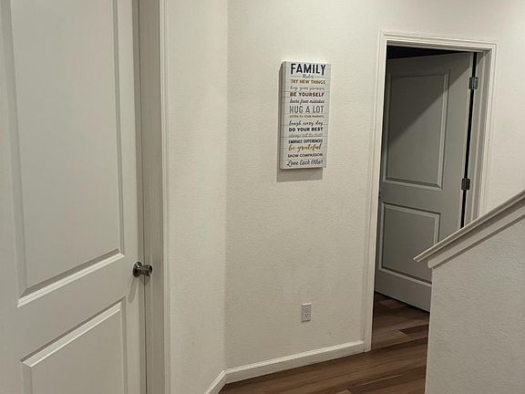 4th image of 4479 Corse Walk