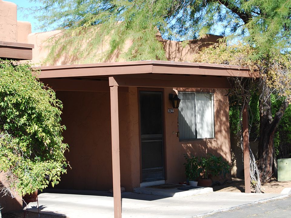 *Community photo - may not depict actual unit