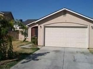 2032 S Wolters Ave, Fresno, CA 93702