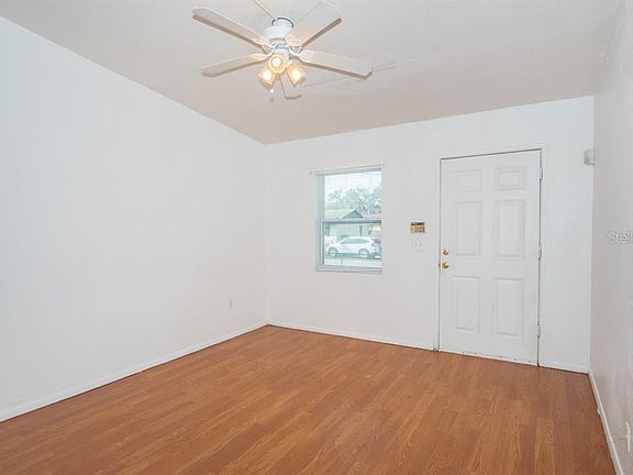 5th image of 9805 N Myrtle St
