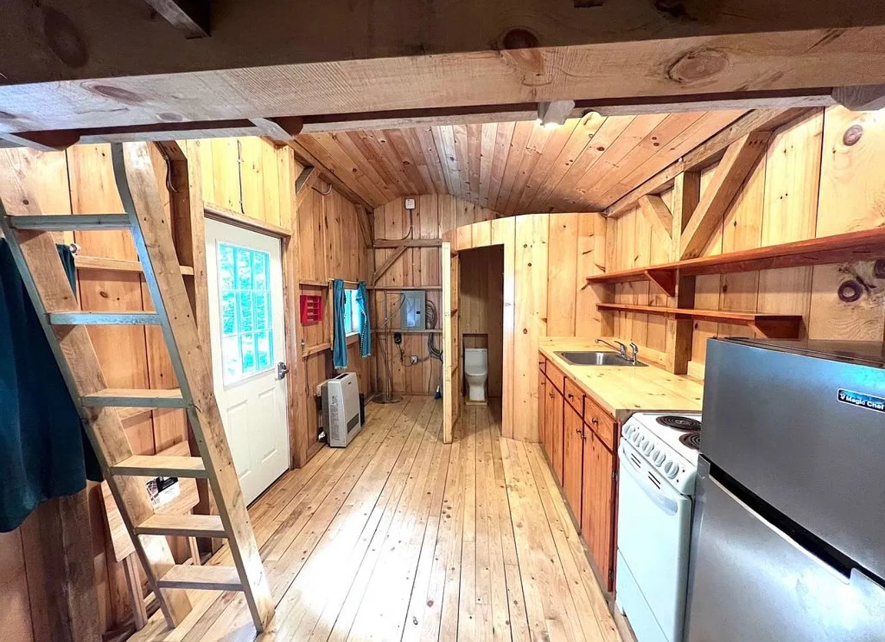 854 West Woodbury Road - 2 — Photo 3