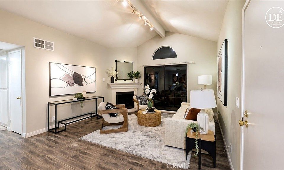 1st image of 22765 Lakeway Dr Unit 432