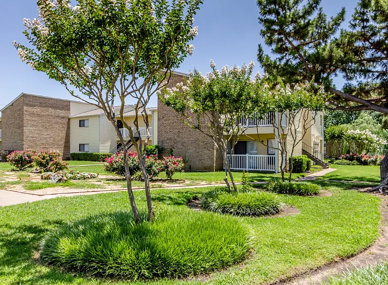 Your Dream Home Awaits! — Photo 15