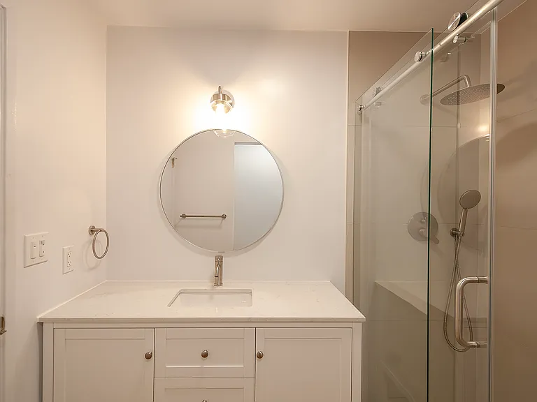 235 Ashley Cir — Photo 16