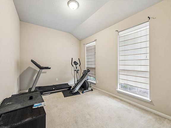 3rd image of 4118 Cascade Oaks Ct