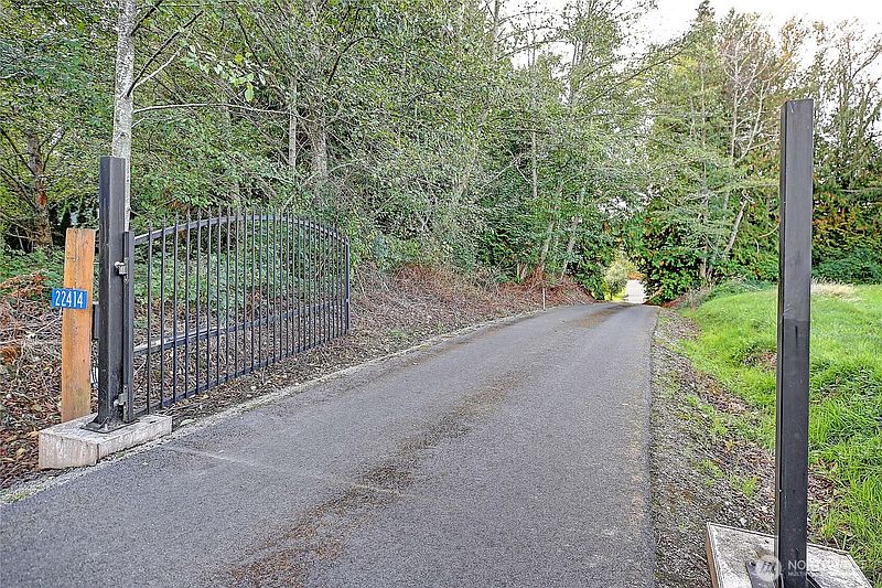 4th image of 22414 Bulson Road