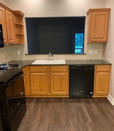 4th image of 6296 W Milliken Bnd