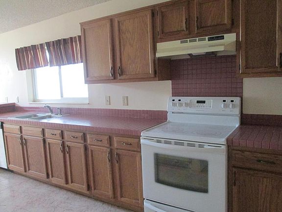 4th image of 3957 Saint Armens Cir #0