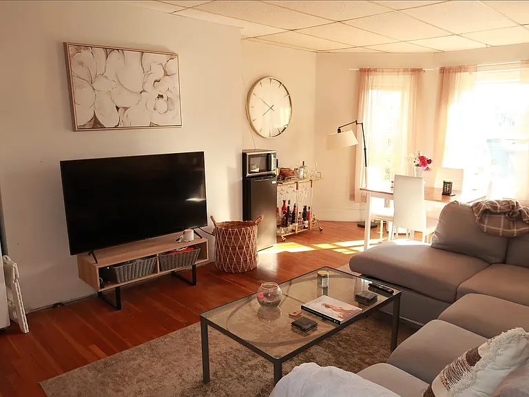 36 Fairfield St #5 — Photo 11