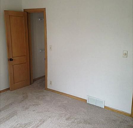 5th image of 1621 N Main Ave