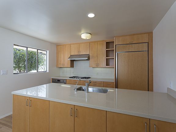 4th image of 5913 La Jolla Corona Dr
