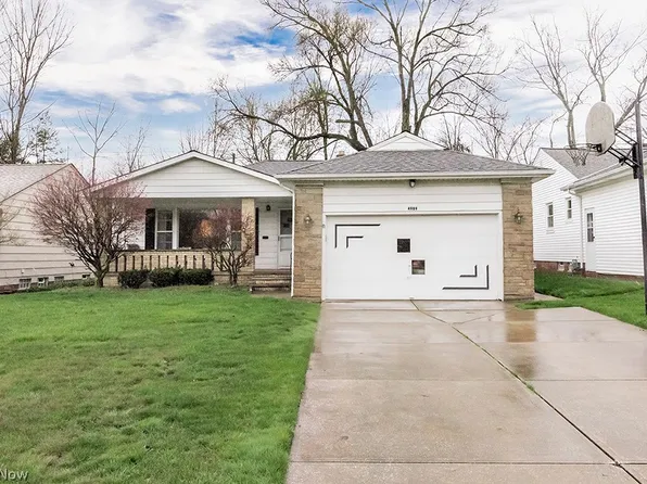 4989 N Sedgewick Rd, Lyndhurst, OH 44124