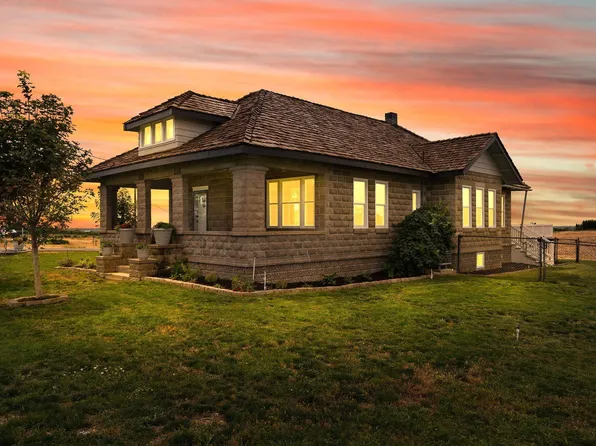 650 White Rd, Zillah, WA 98953
