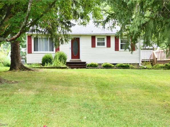 2194 Clearview Ave NW, Warren, OH 44483