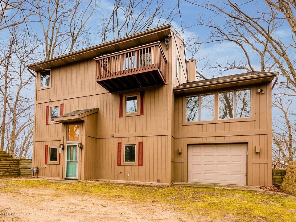 1st image of 9129 Woodland Dr