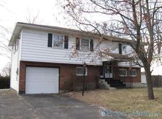 124 Forts Ferry Rd, Latham, NY 12110