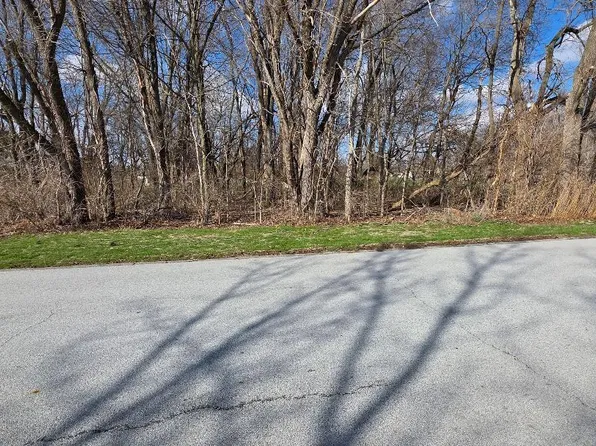 1712 Green Acres Dr, Kokomo, IN 46901