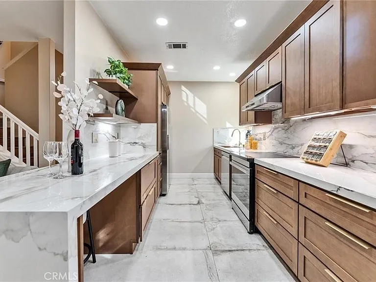312 Torito Ln — Photo 5