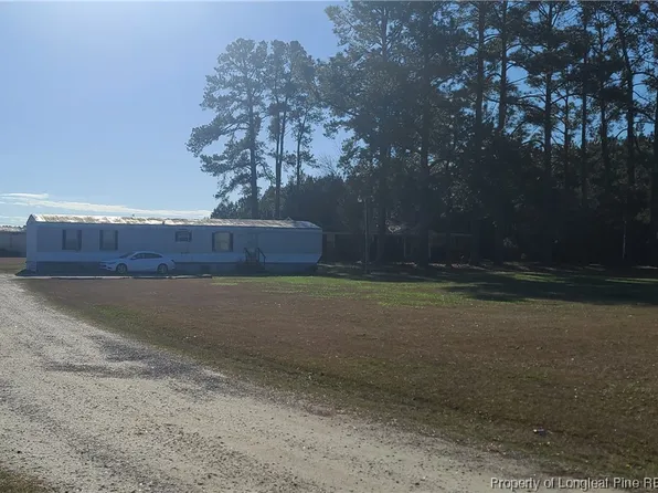1508 Moores Ln, Lumberton, NC 28358