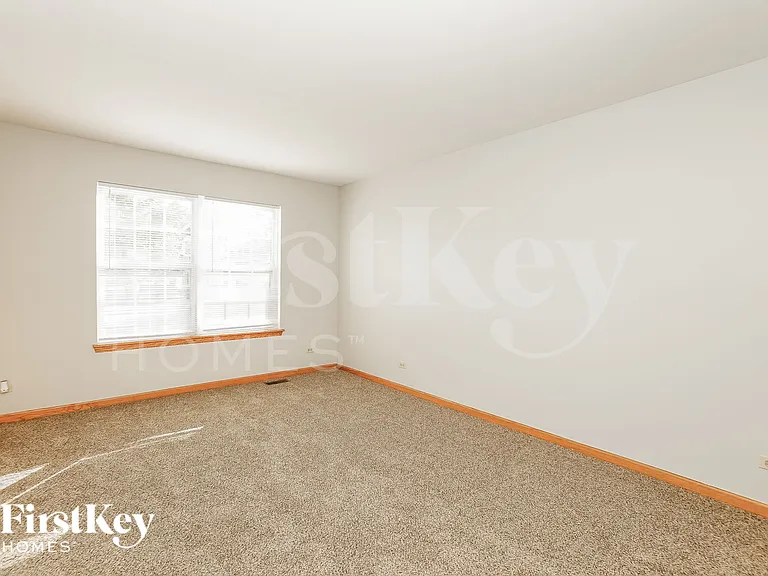 1907 Vermette Cir — Photo 3