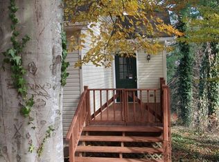 128 Shelburne Rd, Asheville, NC 28806