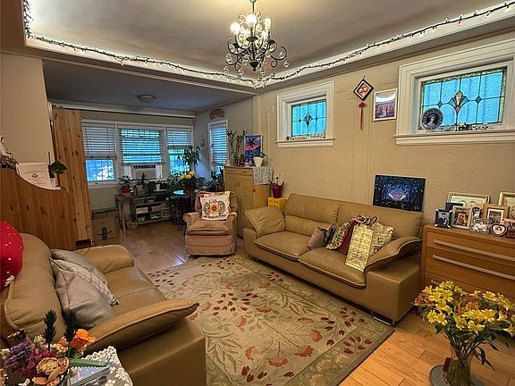 5th image of 3958 65th Street