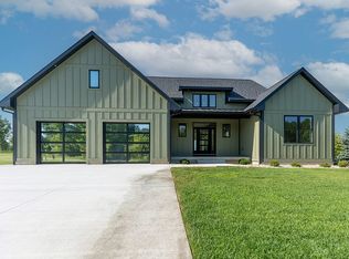 7005 Cedar Ridge Dr, Portland, MI 48875