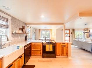 9703 20th Ave NE, Seattle, WA 98115
