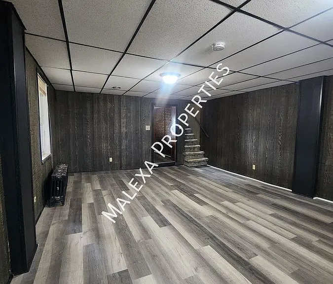 353 W Water St — Photo 4