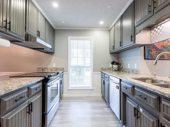 3892 Brookfield Dr, Valdosta, GA 31605