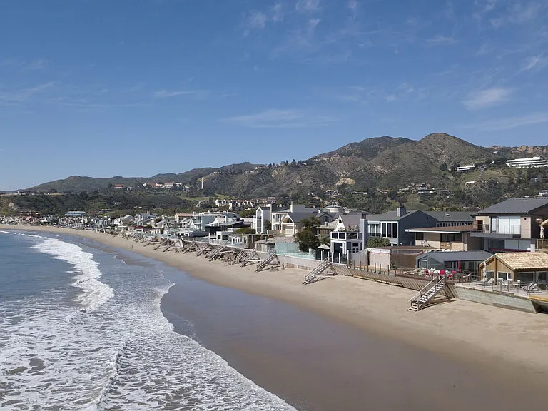 23536 Malibu Colony Rd — Photo 42