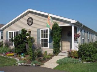 175 Bent Pine Hl, North Wales, PA