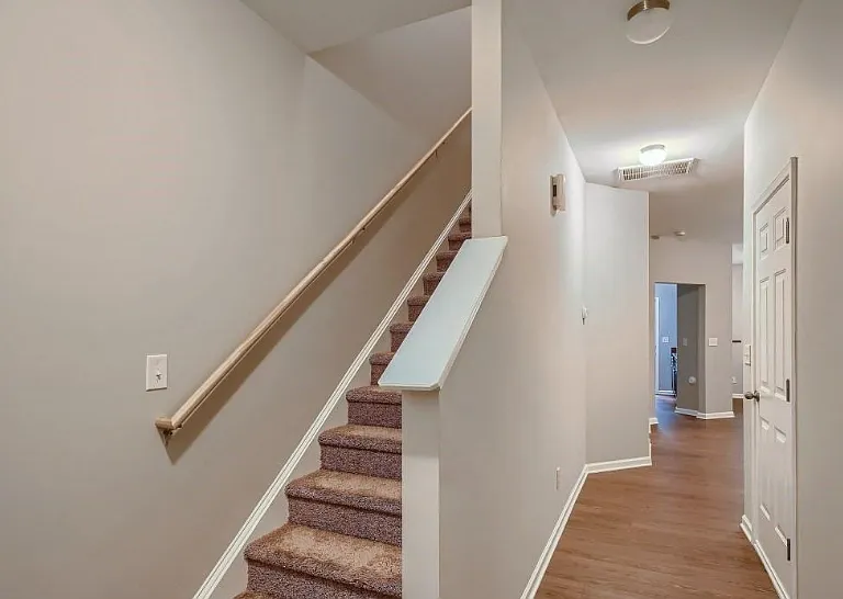 4040 Queensbridge Rd — Photo 13