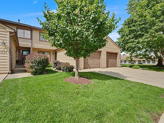 2nd image of 1214 Lancaster Dr #1214