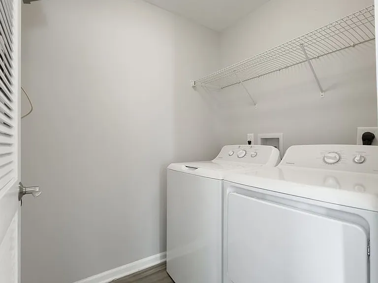 Overlook Apartments - OVL — Photo 38