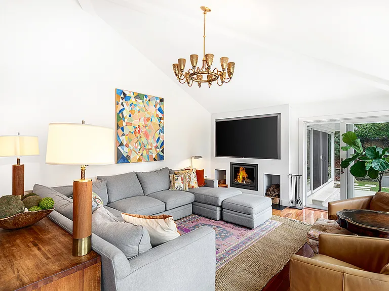 10 Cedar Dr — Photo 6