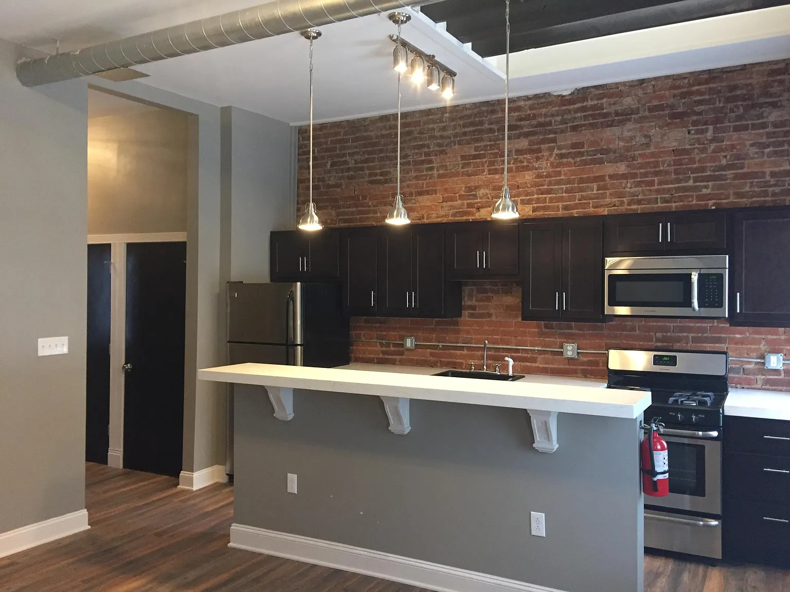 2 bed, $2,100 — Photo 3