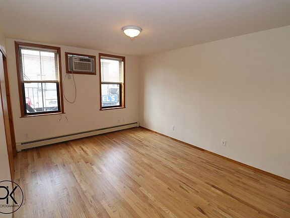 2nd image of 630 Manhattan Ave #2F